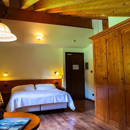 Crest Alpine Lodge&spa