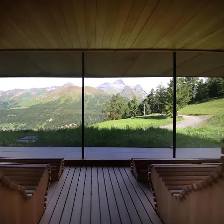 Crest Alpine Lodge&spa Station touristique Champoluc